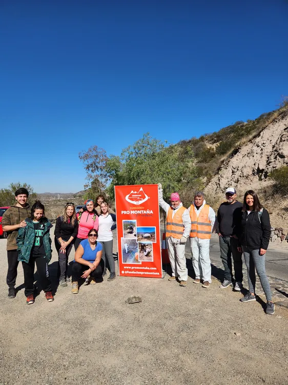 Parte del equipo de Pro Montaña