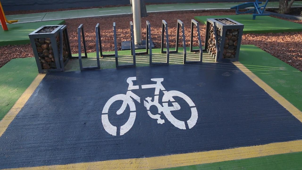 Nueva plazoleta en el Juan XXIII