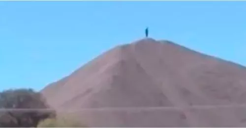 16871890374588329947