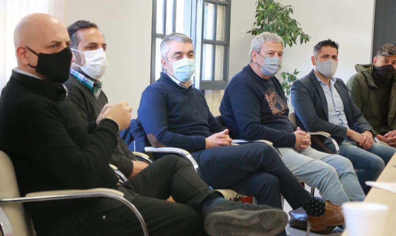 Rocca, Ruiz, Bragagnolo, Di Gregorio y Martinez en la reunión