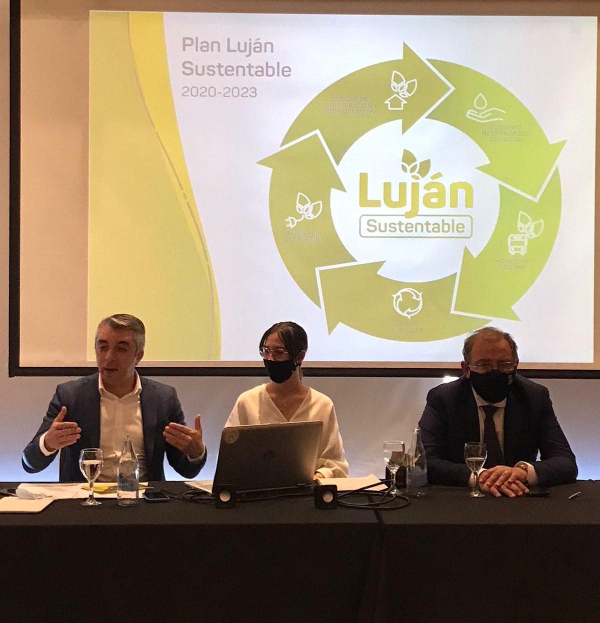 Bragagnolo presentando Luján Sustentable