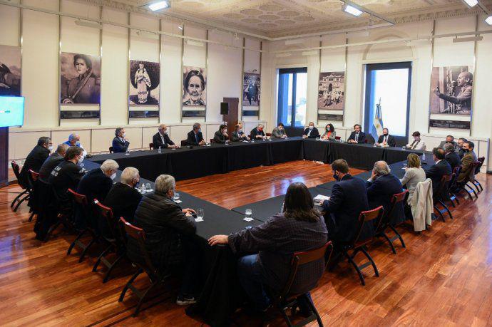 nueva-reunion-del-gabinete-economico-foto-archivo