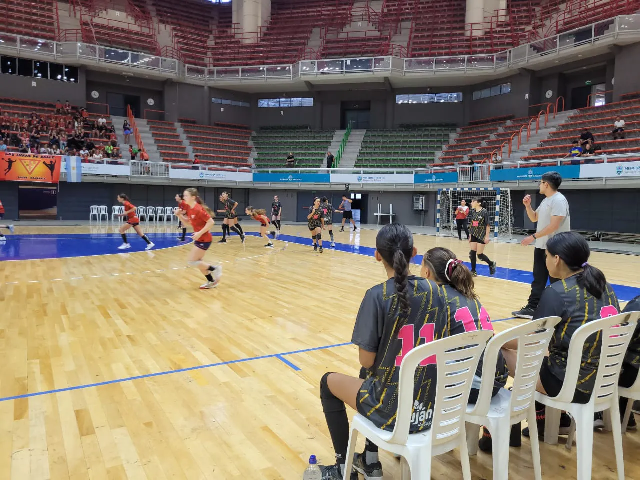 TERCERA IMAGEN EQUIPO CAMPEONN