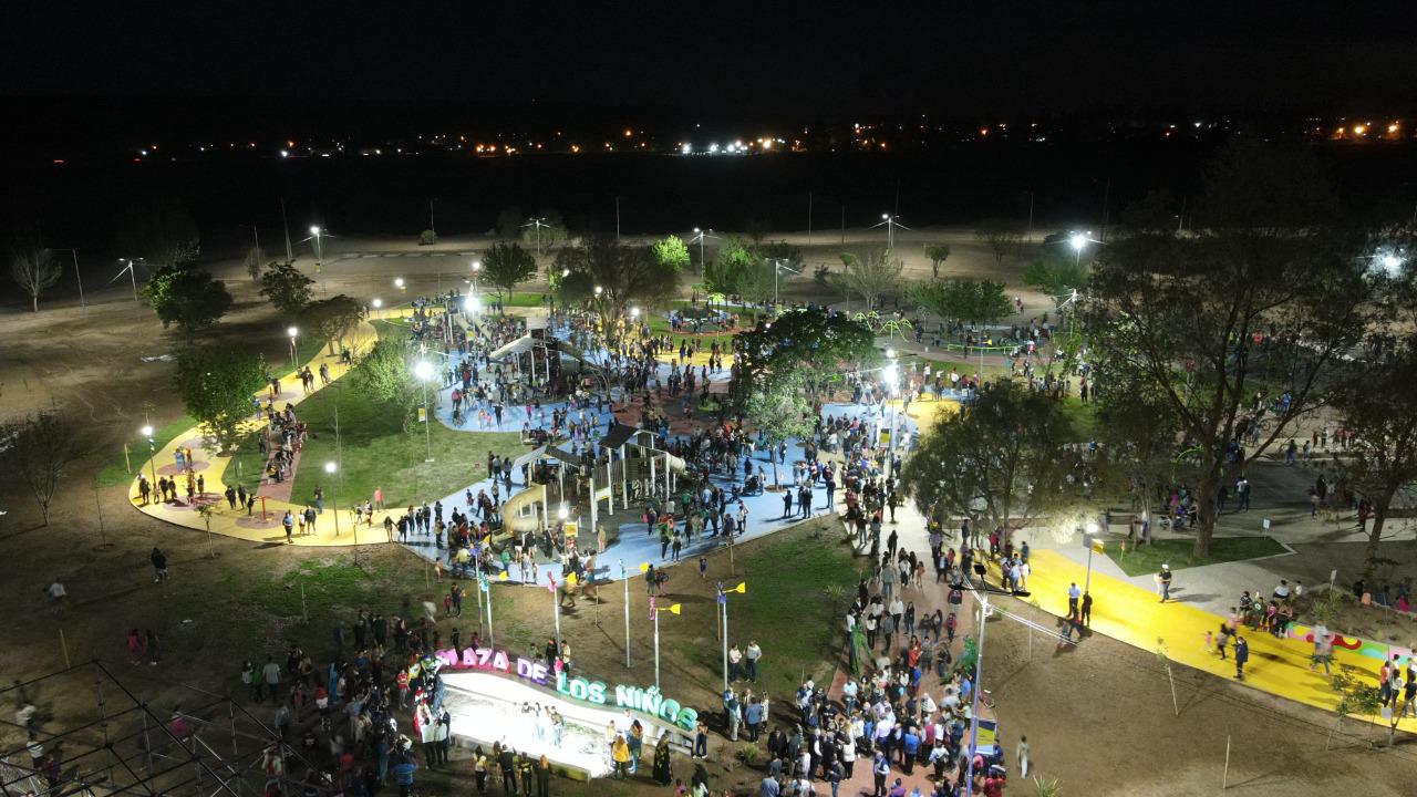 Plaza-de-los-Ninos-en-el-Parque-Urbano-Lujan