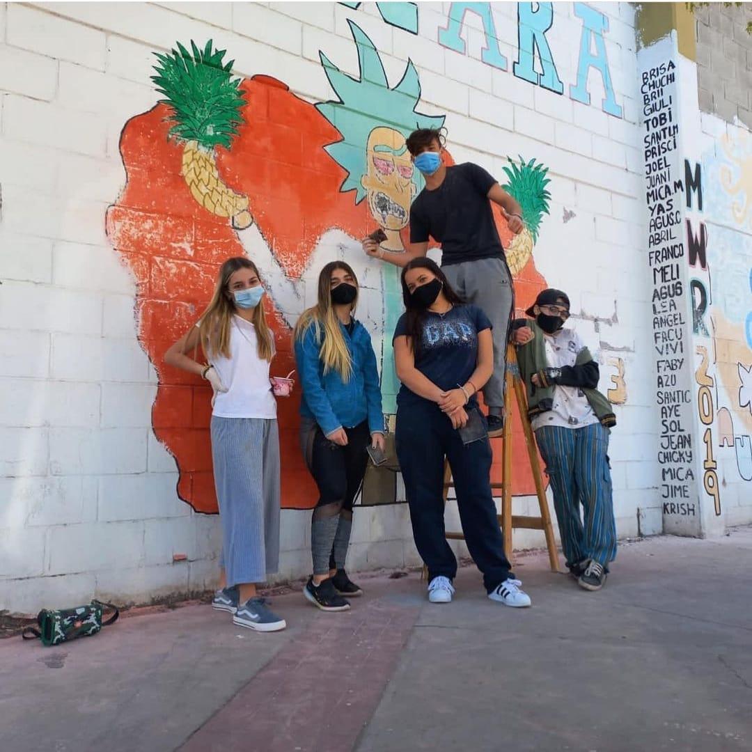 Otro clásico del mes del estudiantes, los murales