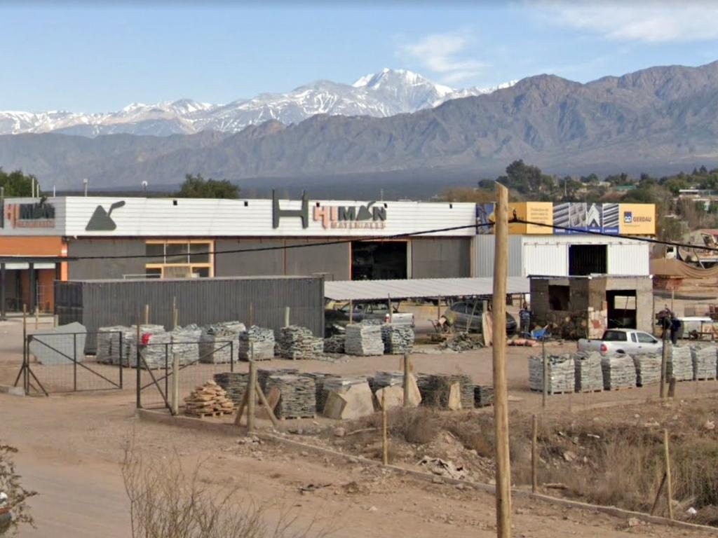 1627339315348Himan Materiales