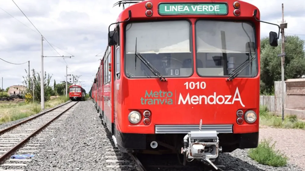 presentacion medicina y salud ilustrativo infantil celeste