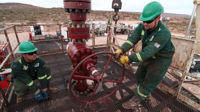 petroleo-pozo-700x394