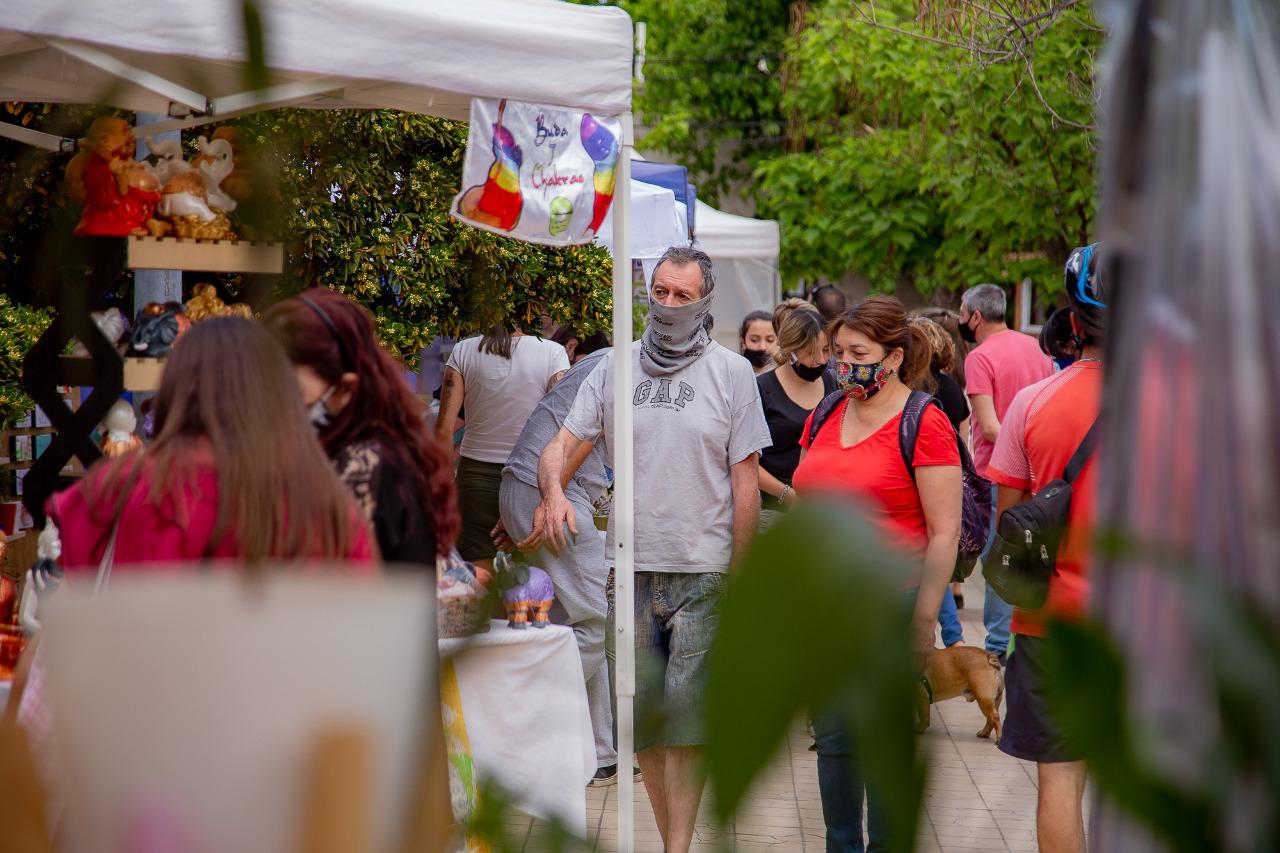 Feria de la Dulzura en la Plaza de Chacras de Coria