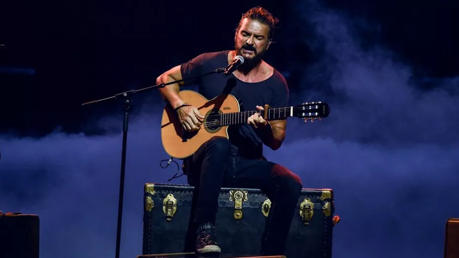 show-arjona