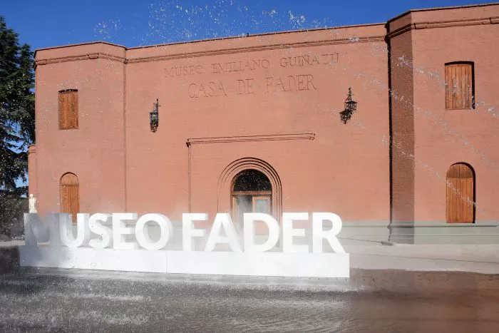 Museo-Fader-700x467