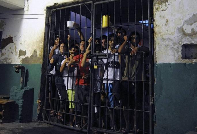 multimedia.normal.be6e0c60cebf753d.736f6272652d706f626c6163696f6e2d63617263656c617269615f6e6f726d616c2e6a7067