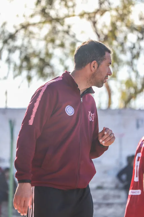 10C6909F-5F21-43FA-8FAB-A92989AA8790