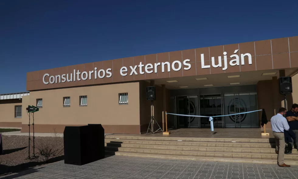 Consultorios-Externos-del-Hospital-de-Lujan-ok-1-980x588