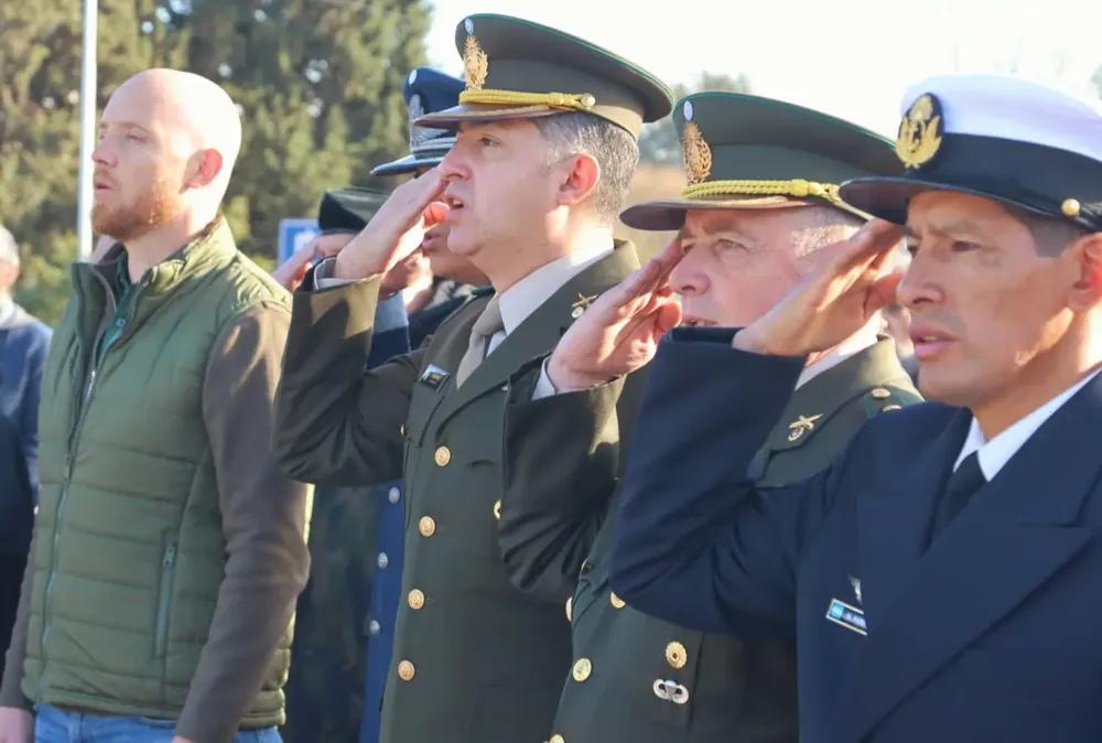 Allasino estuvo presente en el homenaje
