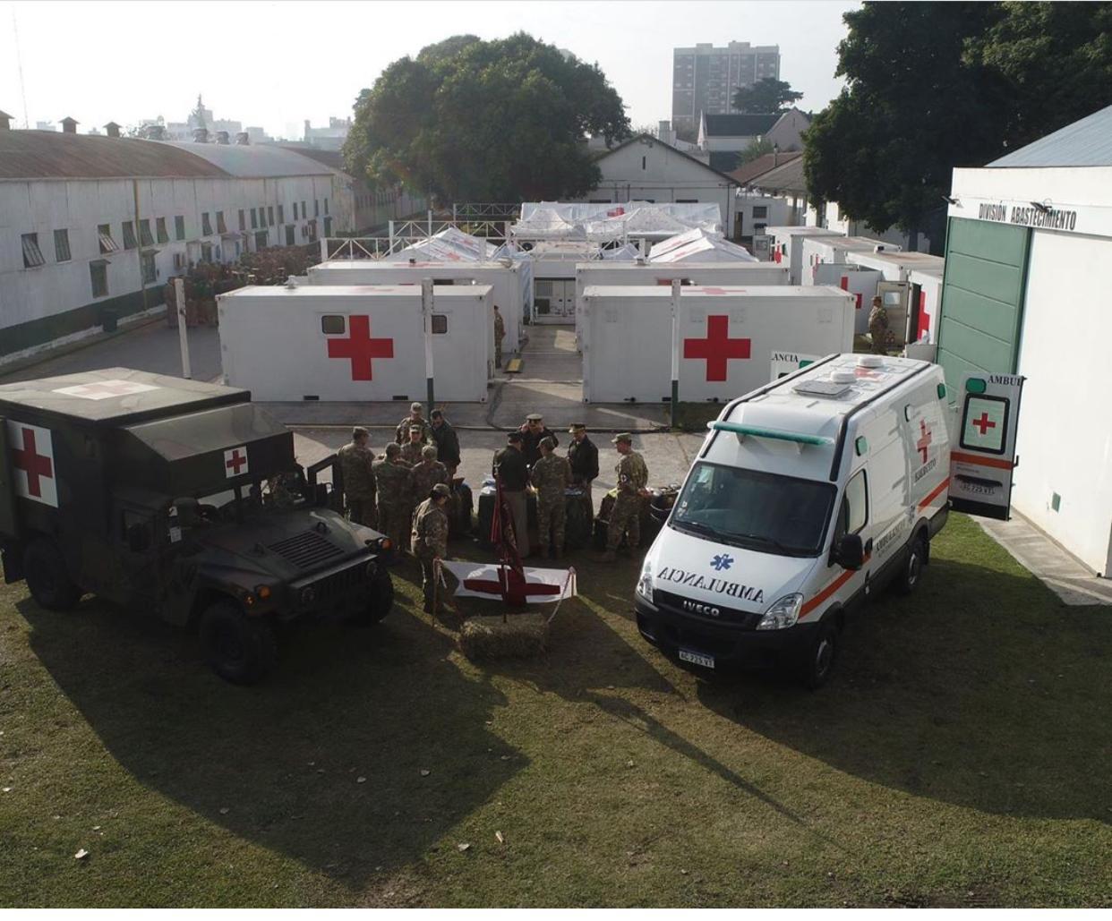 En-campo-de-mayo-preparan-un-hospital-reubicable