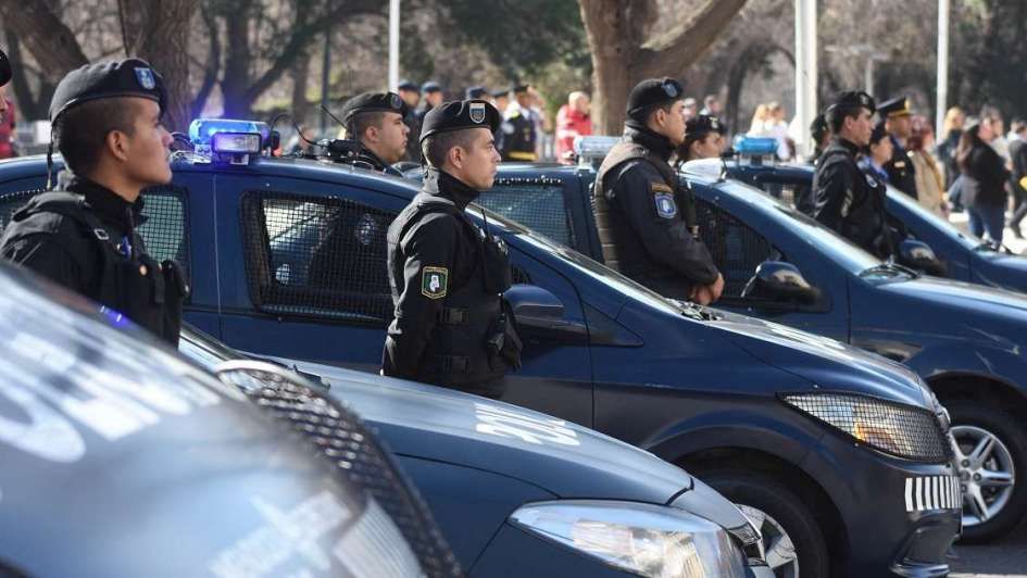 Policías-móviles nuevos