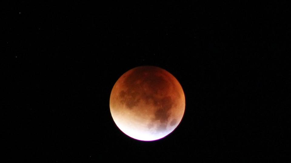 lunar-eclipse-962407-1280
