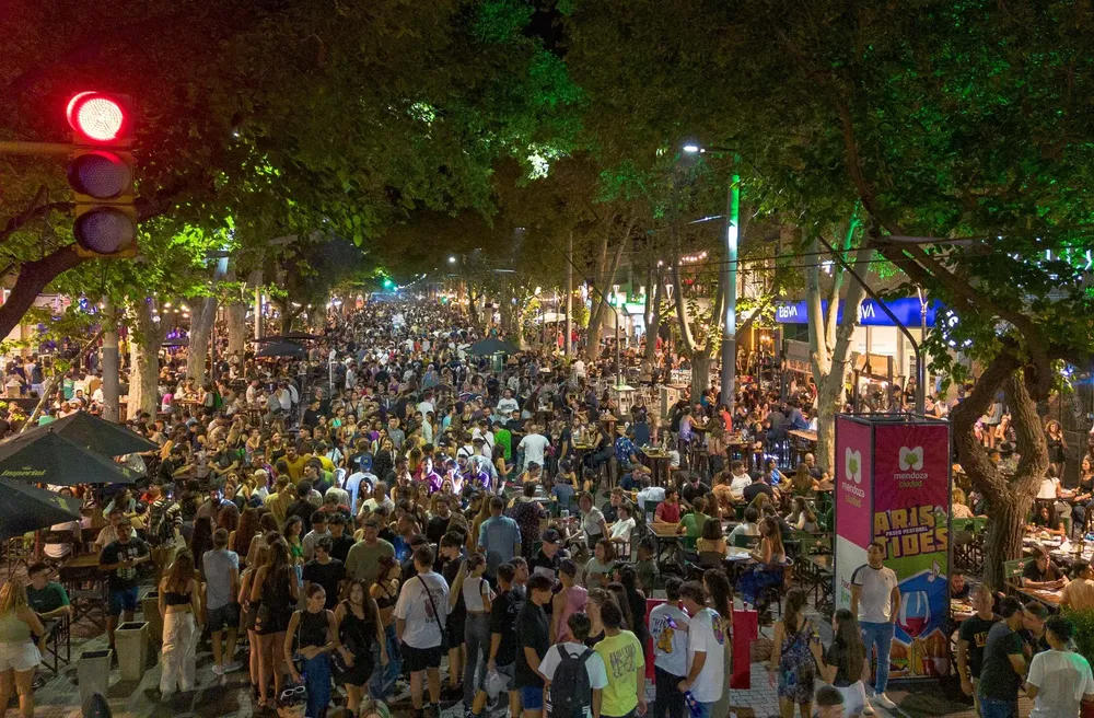 d4932802-7181-f9a2-1327-24f7347c61e4