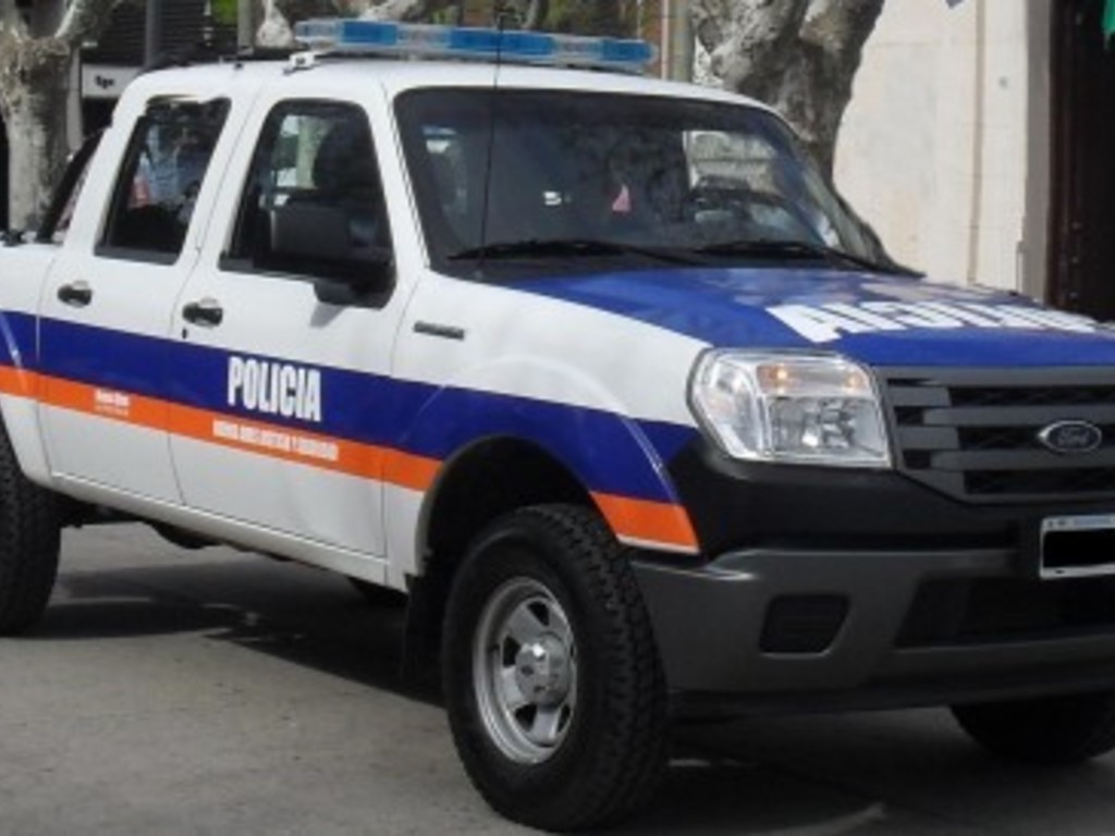 1535060125485MOVIL-POLICIAL-460x274