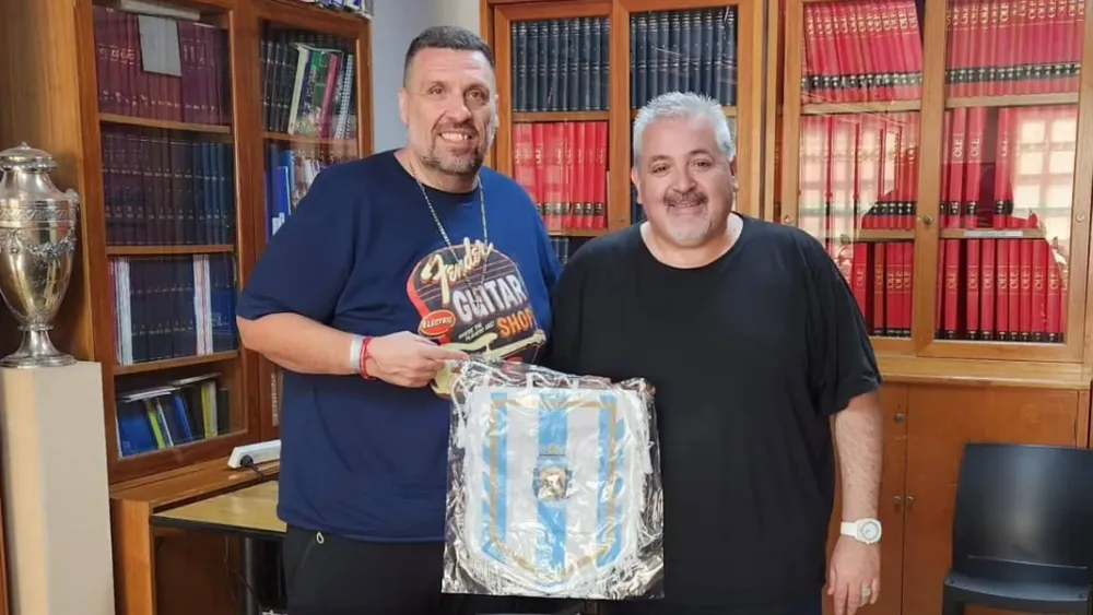 multimedia.grande.8c8eac6a33274d46.RsO6dGJvbCBlbiBNZW5kb3phX2dyYW5kZS53ZWJw