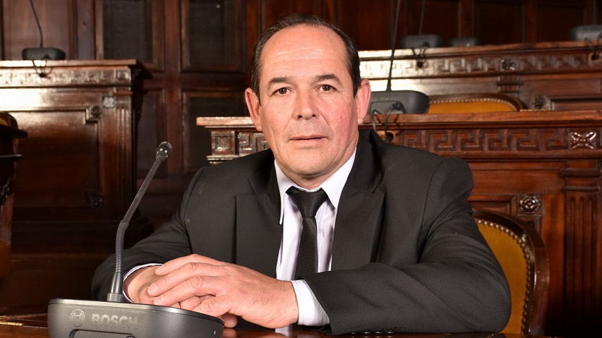 FRENTE_PARA_LA_VICTORIA_Ernesto_Molina