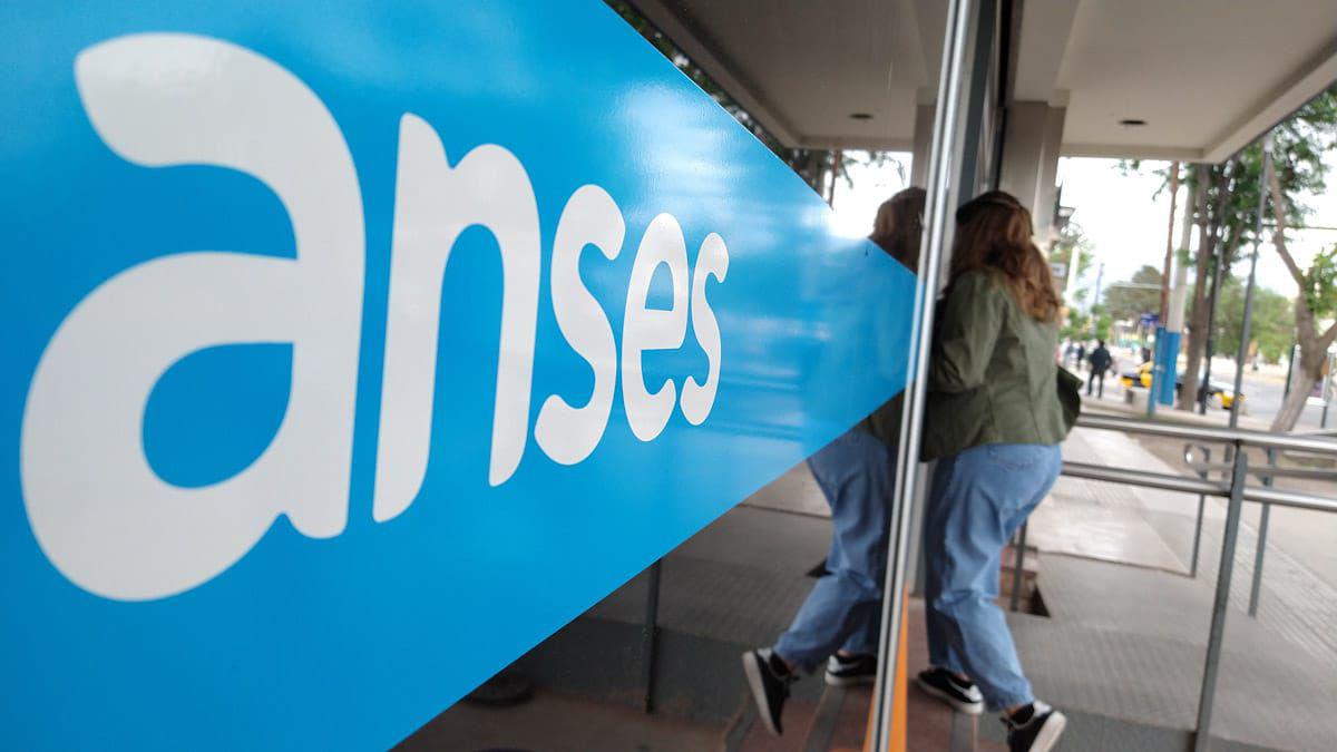ANSES-cómo-inscribirse-en-el-subsidios-para-estudiantes