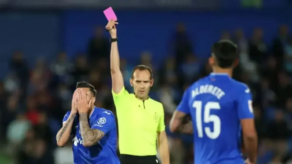 Tarjeta rosa en la Copa América