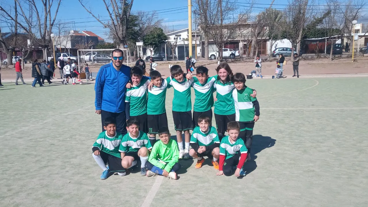 PEDRO CON LOS CHICOS