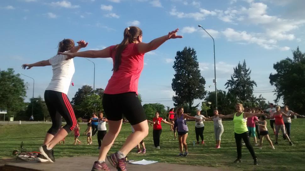 83361_20151228110545